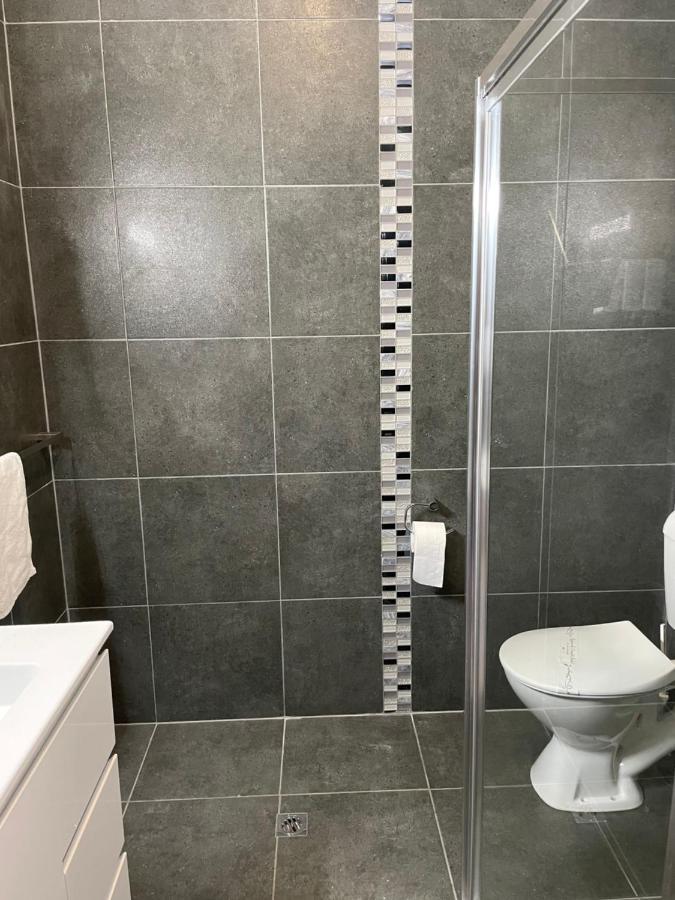 Shepparton Motor Inn Tudor House Motel Экстерьер фото