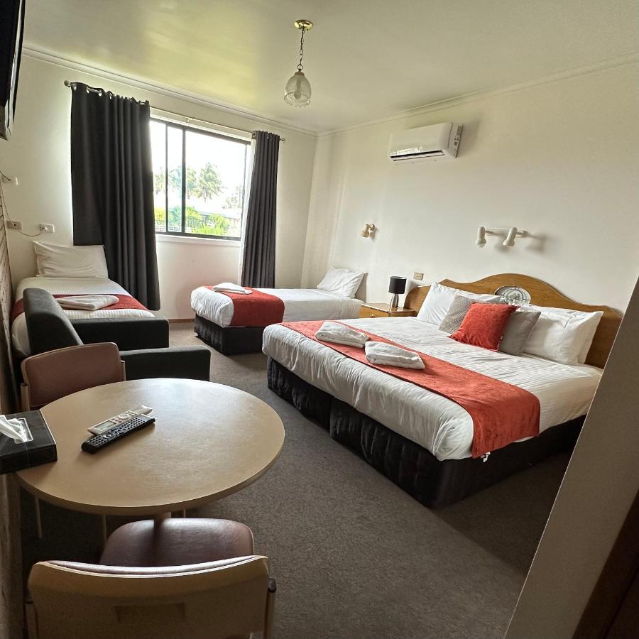 Shepparton Motor Inn Tudor House Motel Экстерьер фото
