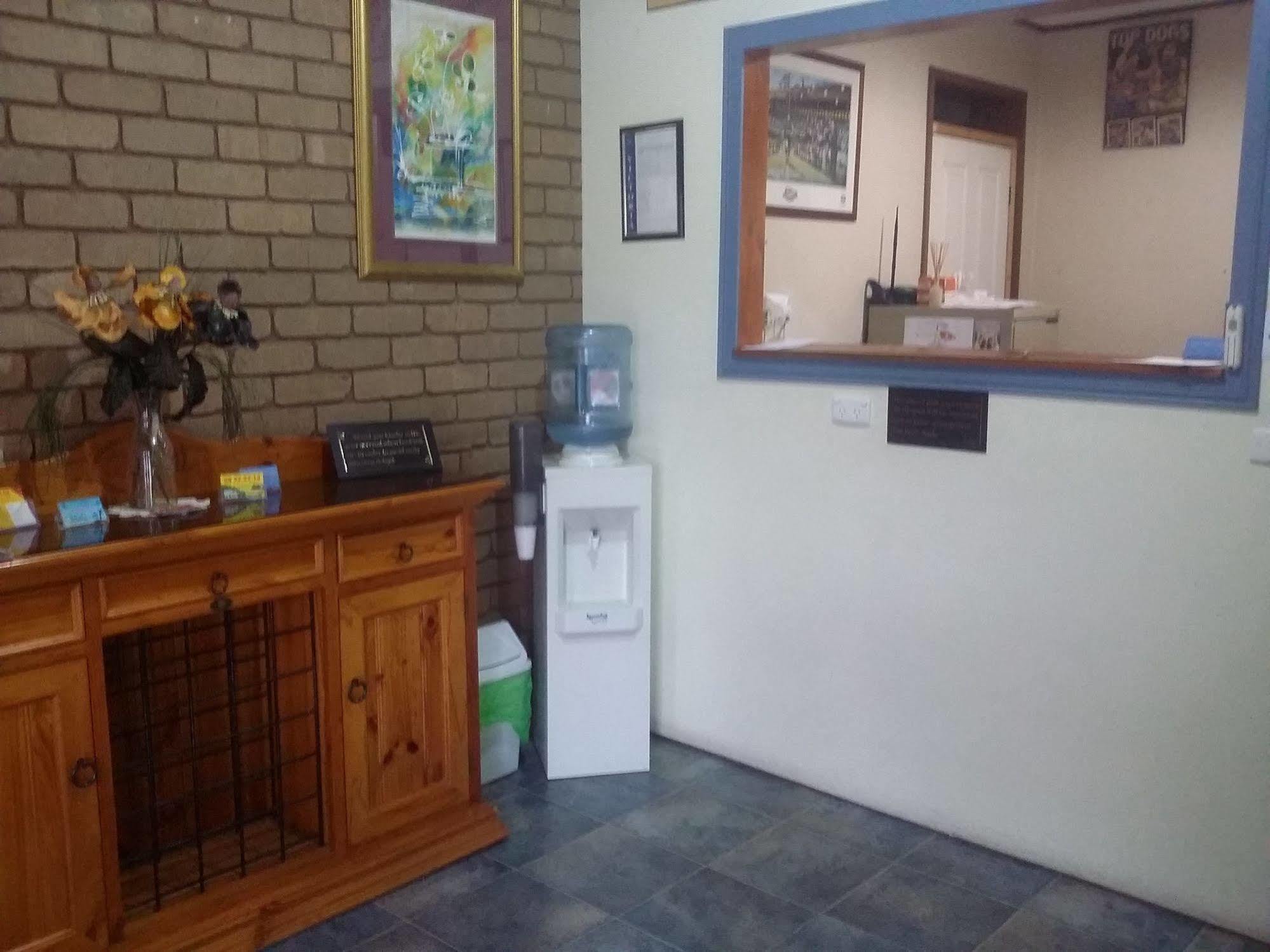 Shepparton Motor Inn Tudor House Motel Экстерьер фото