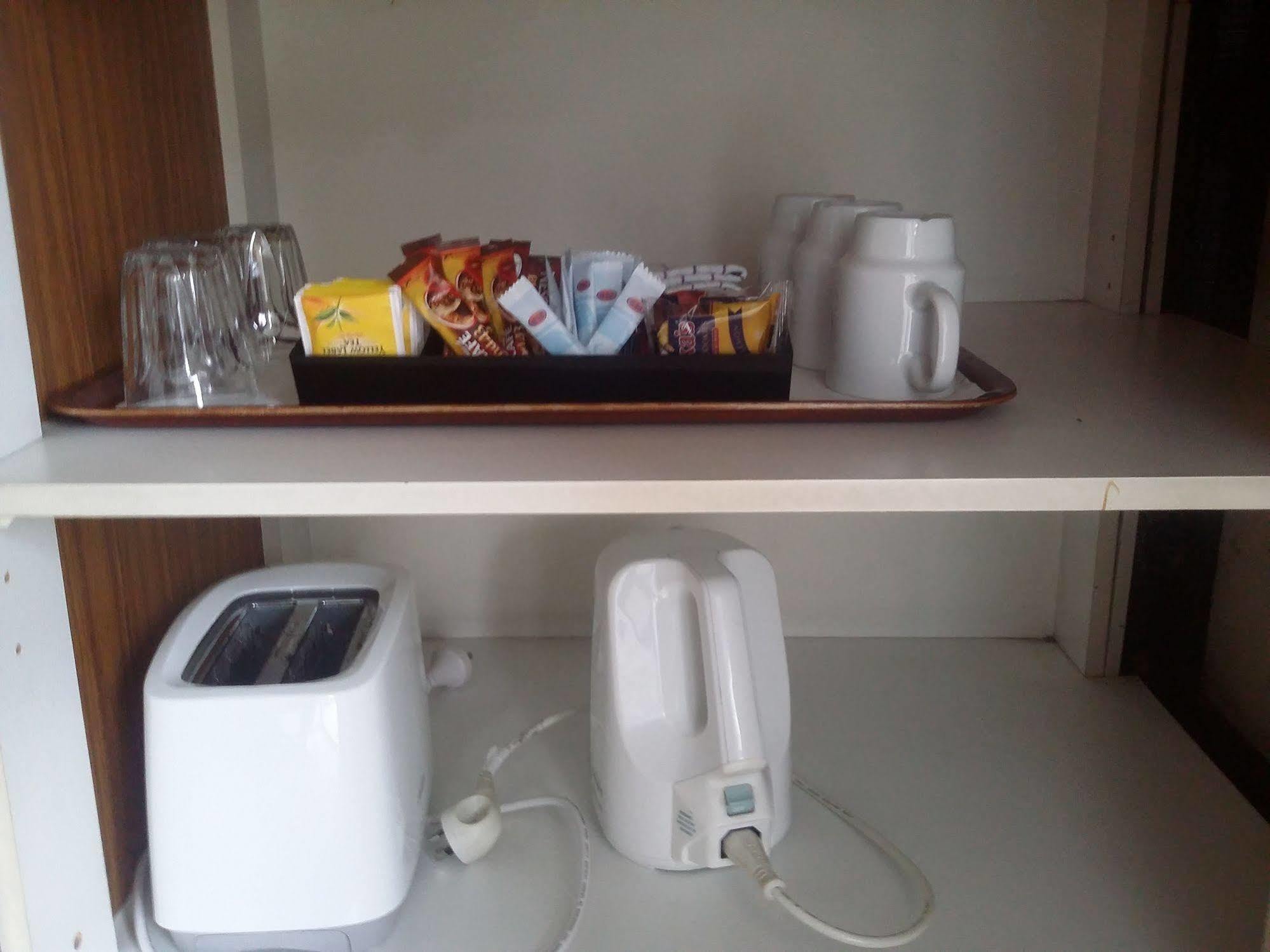 Shepparton Motor Inn Tudor House Motel Экстерьер фото